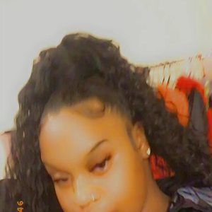 Meet your Posher, Taleaa